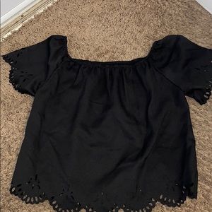 Small Black Crop-top Shirt